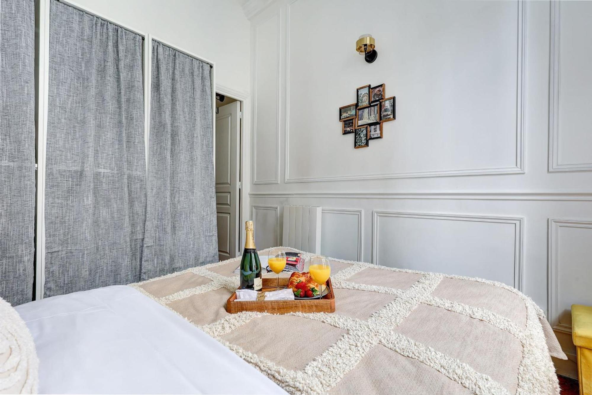 Eiffel Tower & Invalides - 1Br - Cityapartmentstay Париж Екстер'єр фото